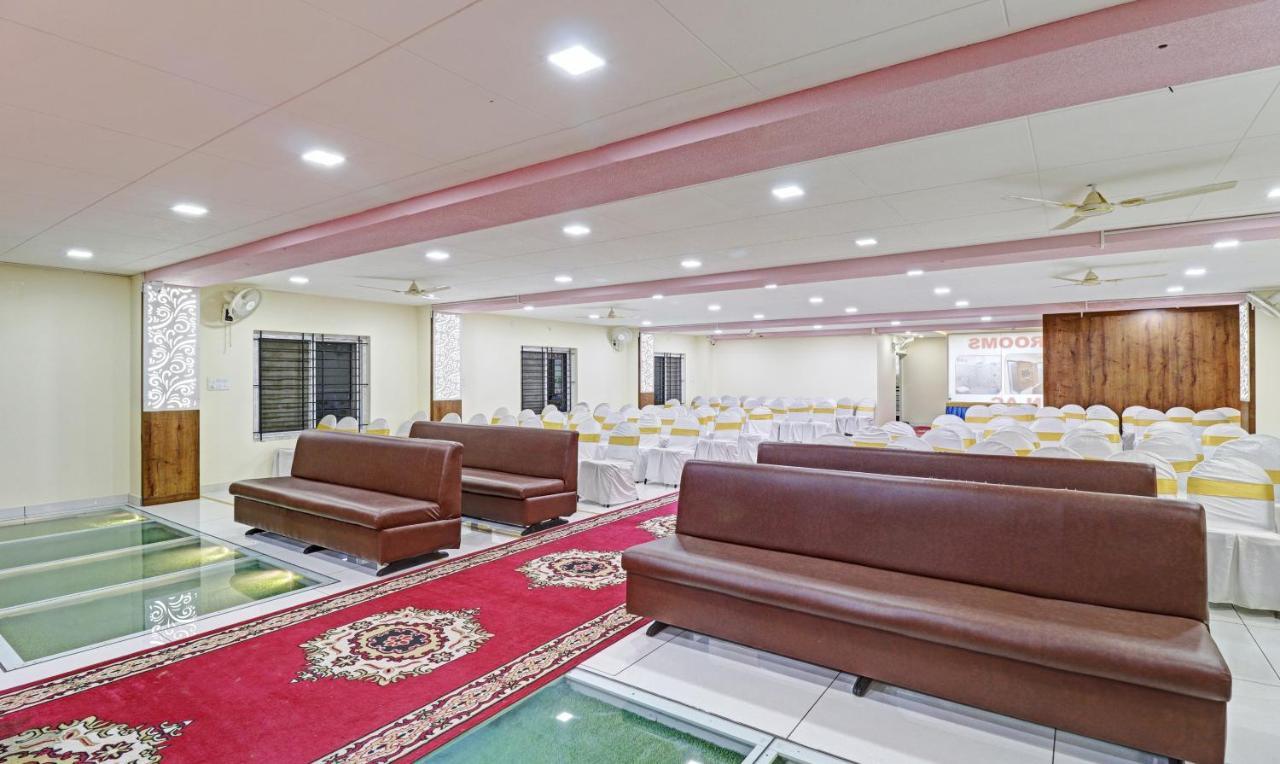 Treebo Skanda Suites Kumbalgod Ngoại thất bức ảnh