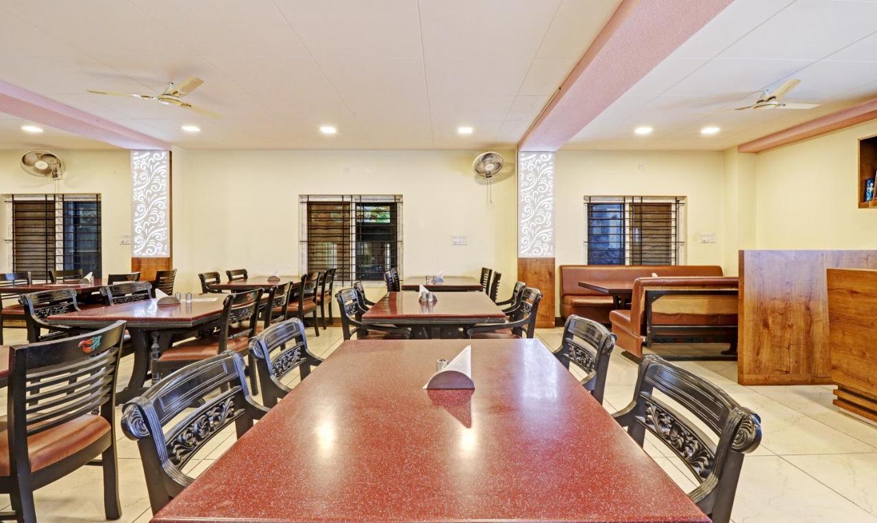 Treebo Skanda Suites Kumbalgod Ngoại thất bức ảnh