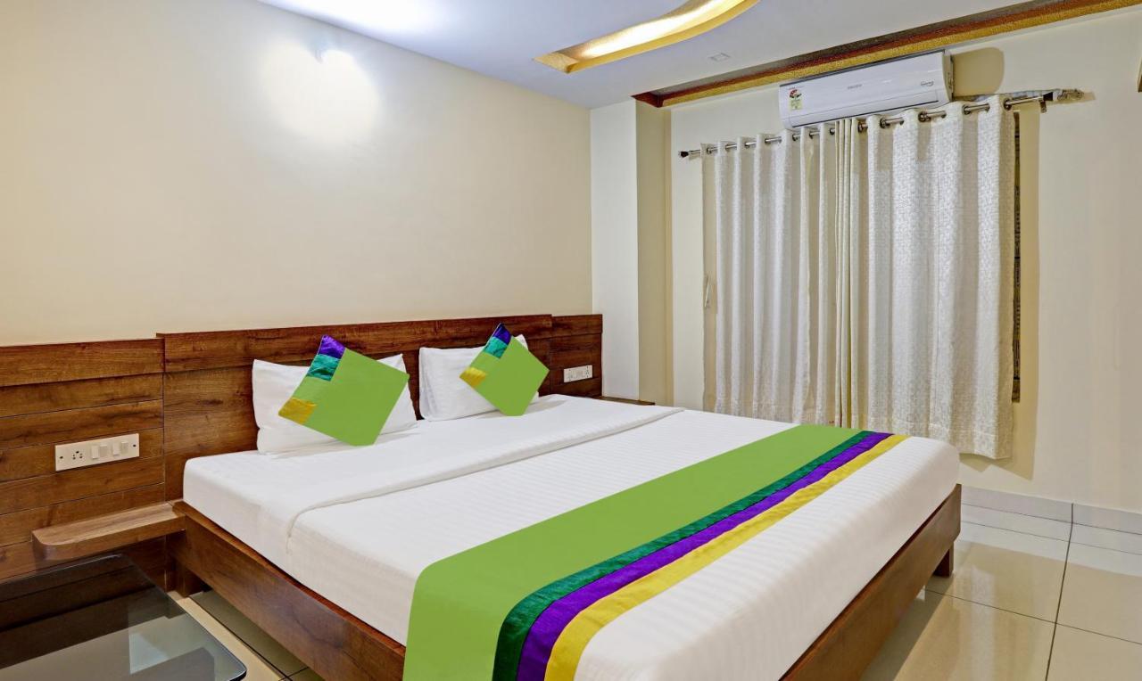Treebo Skanda Suites Kumbalgod Ngoại thất bức ảnh