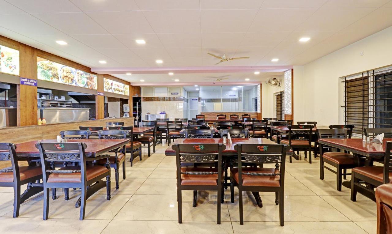 Treebo Skanda Suites Kumbalgod Ngoại thất bức ảnh